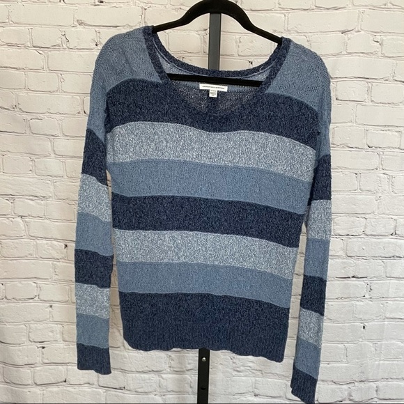 American Eagle Striped Crew neck Sweater - Picture 1 of 5